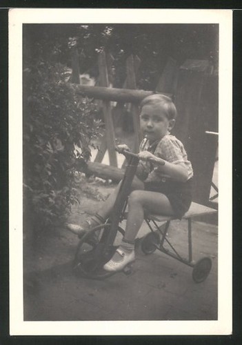 Fotografie niedlicher knabe - niedlicher,