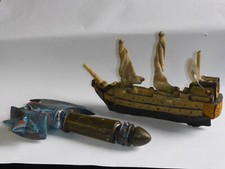 Magnet-Axt und Geisterschiff simulieren Scheibenbruch z.B. am Aquarium