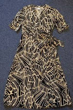 Tolles Wickel- Kleid von Kate-