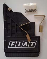 ORIGINAL FIAT SCHMUTZFÄNGER HINTEN LINKS FÜR FIAT 132 - SEHR SELTEN