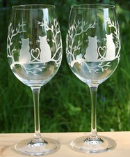  2 schöne große Weingläser
