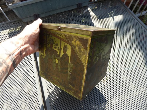 Alte container blechdose - alte,