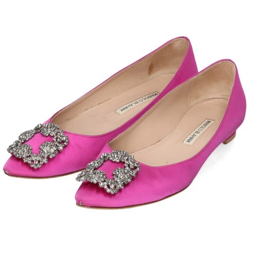 Manolo blahnik hangisi - manolo,