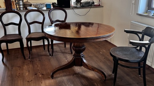 Biedermeier tisch mit vier - mit,
