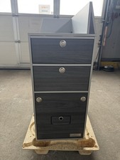 VanEssa Schrank Campingschrank VW T5/T6 mit Toilette und USB-Ladebuchsen