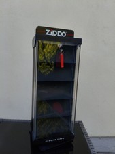 Drehbare Zippo Vitrine