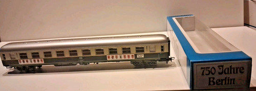 Märklin personenwagen - -,