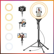 Professionelles Ringlicht mit Stativ zur Optimierung Ihrer Smartphone-Fotografie