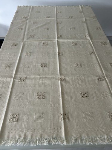 Alte bestickte tischdecke - alte,