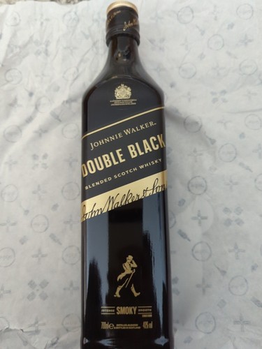 Johnnie walker double black - johnnie,