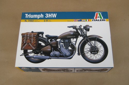 Italeri 7402 triumph - italeri,
