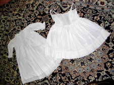 antikes Puppen-/ Taufkleid plus Unterkleid, aufwendige schöne Handarbeit