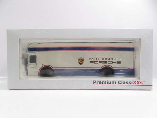 Premium classixxs - 1:43,