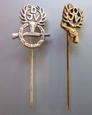 2 verschiedene  Anstecknadeln - Jagd - DJV - Pistole und Gewehr