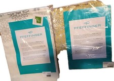 2 Weihnachtstischdecken Von