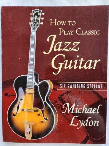 Wie man klassische jazzgitarre - man,