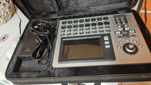 Qsc touchmix digitalmixer - digitalmixer, |
