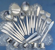 26 Wunderschöne Vorleger + Serviettenringe WMF 4100 Stockholm Cromargan