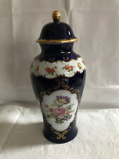 Porzellan Deckelvase