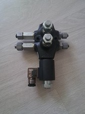 Hydrocontrol 6-2 Wegeventil Magnetventil Kubota