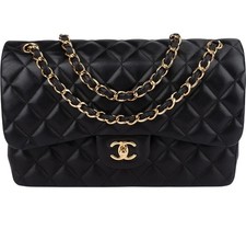 CHANEL Quilted Lambskin Jumbo