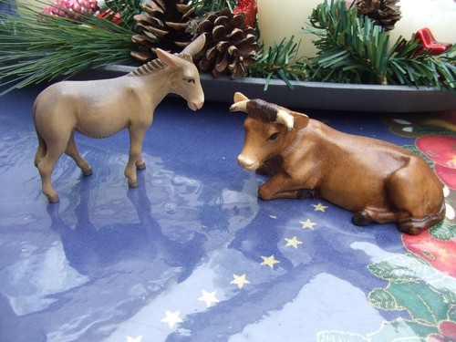 Zwei schöne figuren - zwei, und