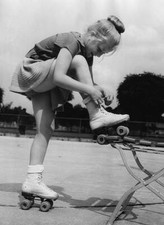 Girl from the Berlin Roller