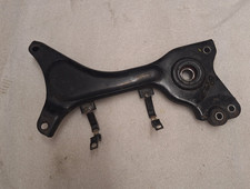 E1. Kymco Spacer 125 Halter