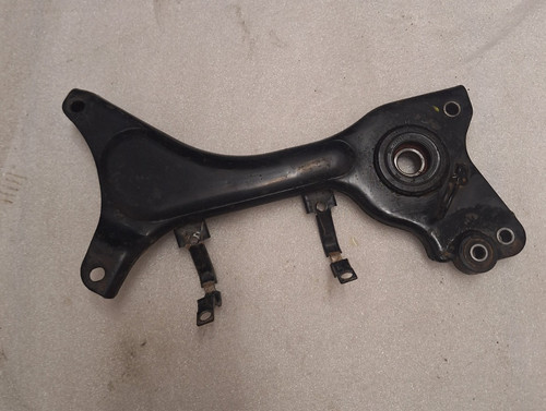 Kymco spacer 125 halter - 125,