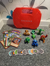 6 Stück Bakugan Battle Brawlers Kugel Figuren Sammlung + Koffer Rot Konvolut 