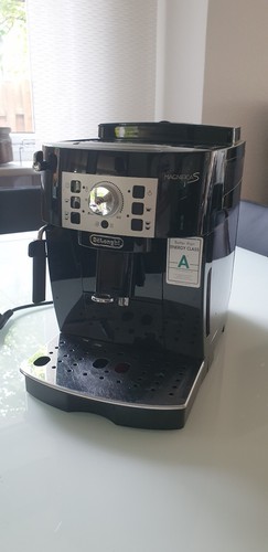 Longhi magnifica ecam - de’longhi, s