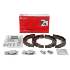 BREMBO Bremsbacken + Federn +
