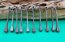 5 alte Mustad Hufnägel mit