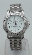 Eric Chevillard Armbanduhr,Leuchtzeiger,Drehlünette,Edelstahlband,die Uhr läuft,