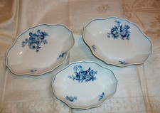 Meissen - 3 Schalen - Blaue Blume m. Insekten - unbenutzt