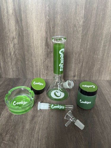 Cookies green smoking - cookies,