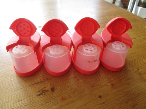Tupperware orient express je - 4,