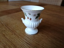 Wedgwood wild strawberry - wild,