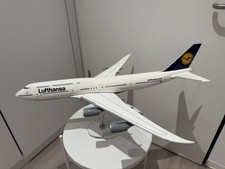 Lufthansa Boeing 747-8 Modellflugzeug 1:100 Modell Limox Wings