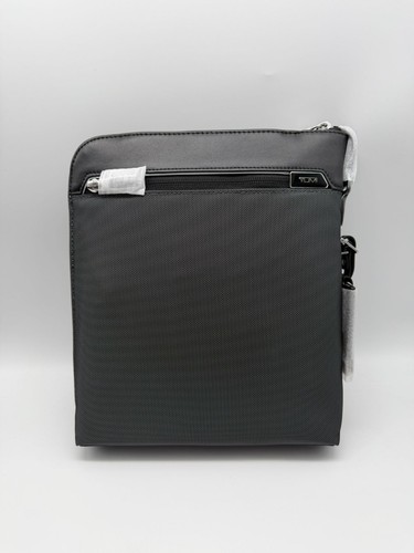 Tumi arrive owen - arrive, crossbody