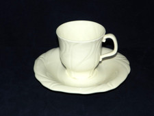 Kaffeetasse + Untertasse von