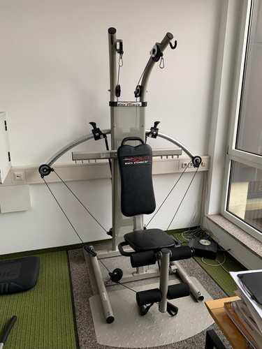 Das fitnessstudio für - für, zu