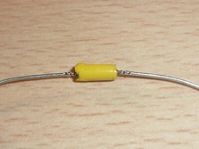 Festinduktivität, axial (Drossel), 25 µH (Toleranz 10%)