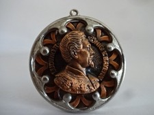 Alter Metall Anhänger 1 "