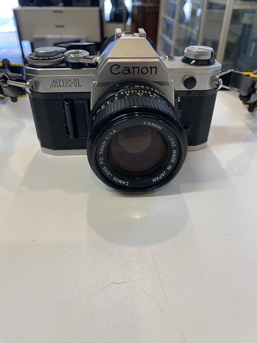 Canon analogkamera - ae-1, +