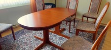 Esszimmer Tisch (ausziehbar) mit 8 Stühlen, Kommode, Eckschrank und Fernsehtisch