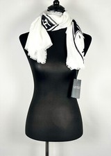 🌿 Leichtes Designer Tuch