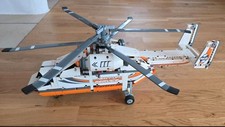 LEGO TECHNIC: Schwerlasthubschrauber (42052)