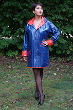 Regenmantel/Friesennerz,  Wendejacke,  Kapuze, rot oder blau