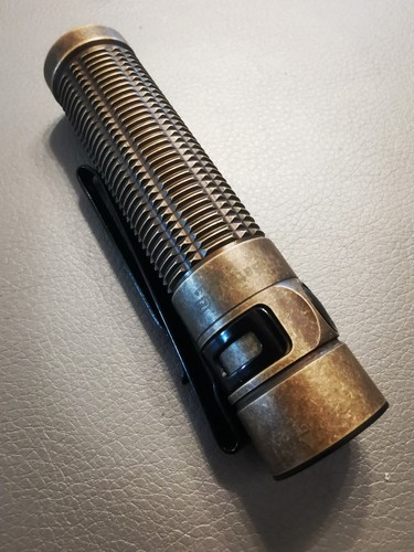Olight baton pro max brass - baton,